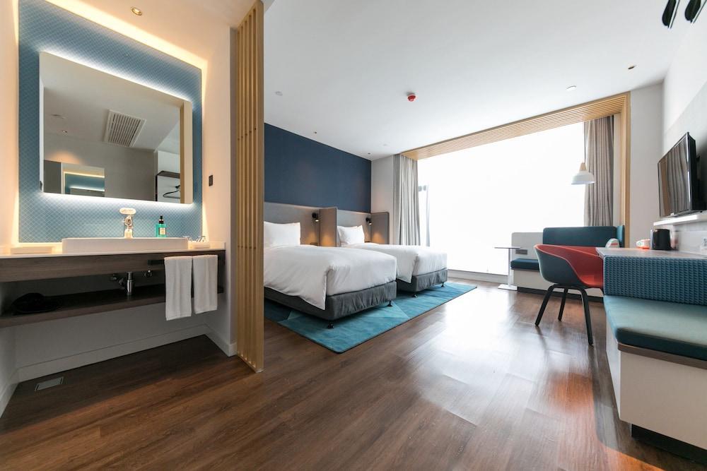 Holiday Inn Express Shanghai Tangzhen By Ihg - 20 Mins To Disney Land Dış mekan fotoğraf