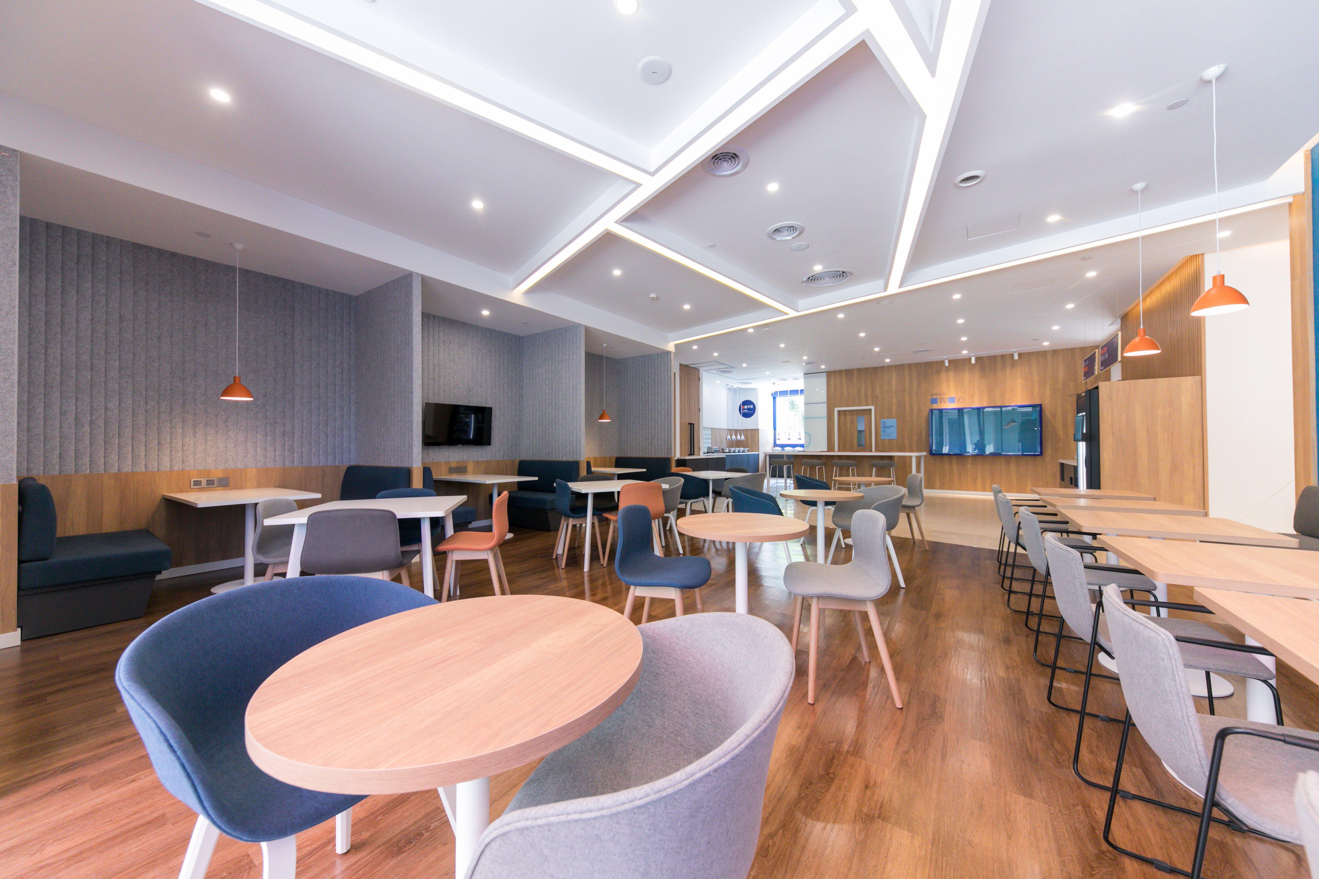 Holiday Inn Express Shanghai Tangzhen By Ihg - 20 Mins To Disney Land Dış mekan fotoğraf